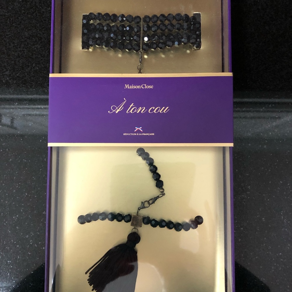 French Harness. Black beads. In original box. Just in time for Valentine’s Day!
